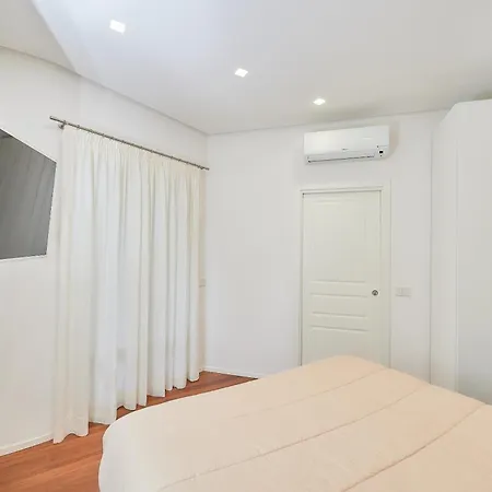 公寓 Dream House *