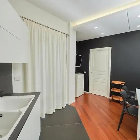 Dream House 公寓 *